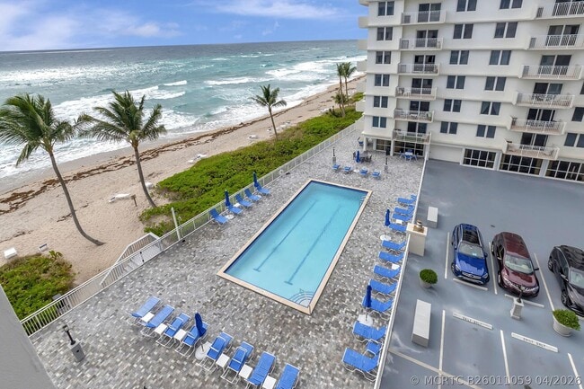 Building Photo - 3215 S Ocean Blvd