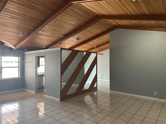 Building Photo - 1107 SW 83rd Ave