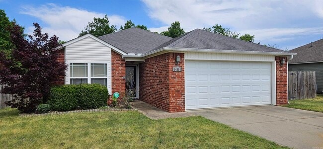 Building Photo - 14815 Parkway Meadows Dr