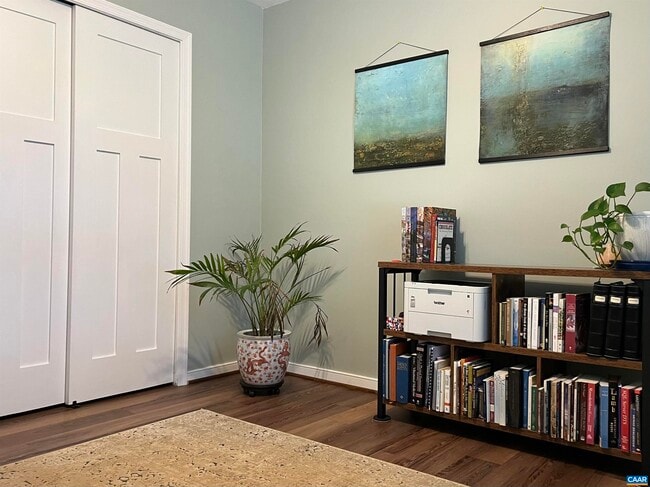 Building Photo - 1201 Bland Cir