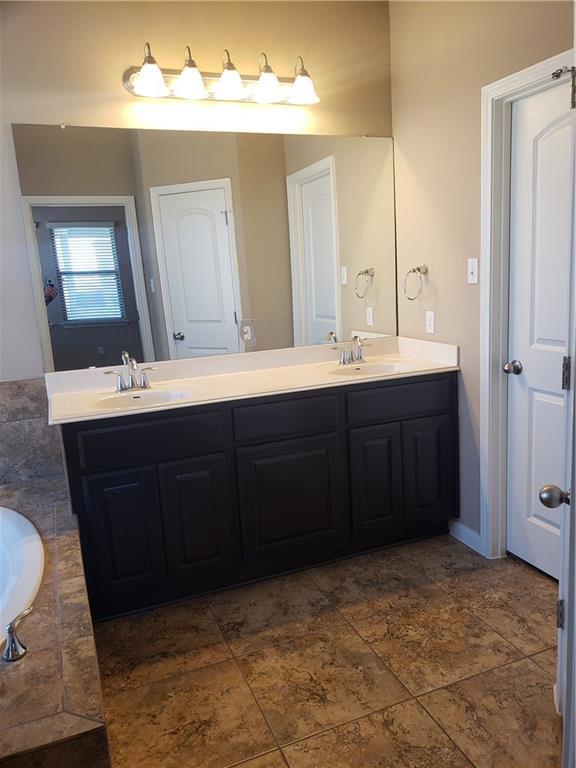Building Photo - 662 Hot Spring Valley