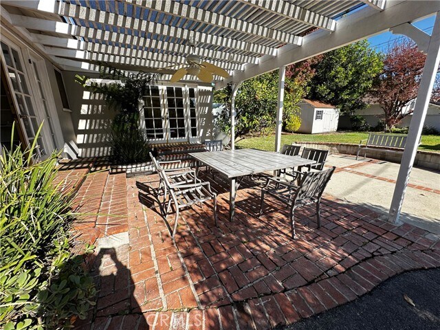 Building Photo - 1954 Endicott Rd