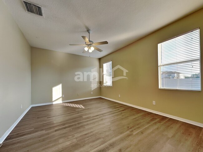 Building Photo - 8807 Sandy Plains Dr