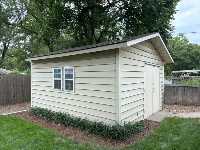 Exterior view of storage shed - 5819 Blueridge St