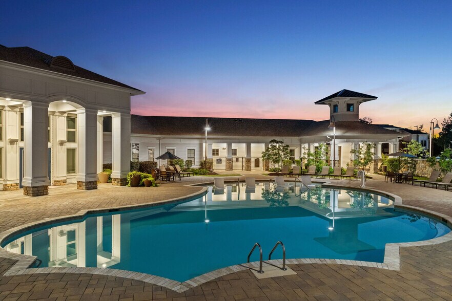 The Addison At South Tryon Apartments 7000 Modern Way Charlotte NC