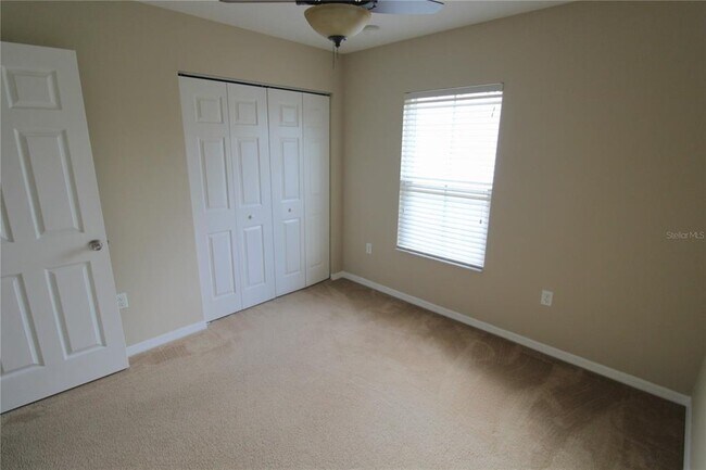 Building Photo - 7373 Black Walnut Way