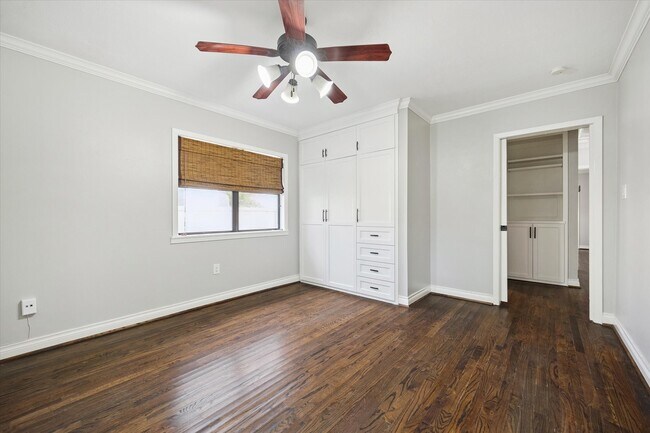 Building Photo - 932 Pizer St