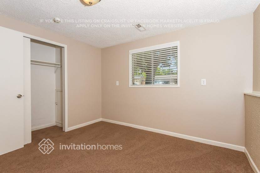 Building Photo - 15661 E Eldorado Dr