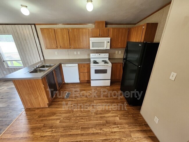 Building Photo - 16505 County Rd 1526 Ct