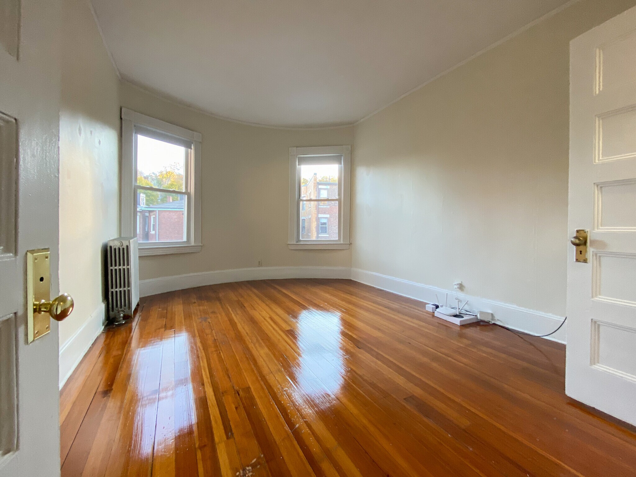 Building Photo - 1695 Beacon St