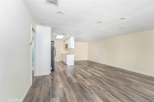 Building Photo - 3093 Via Serena N