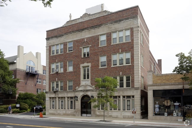 1311 Chicago Ave - The Stewart