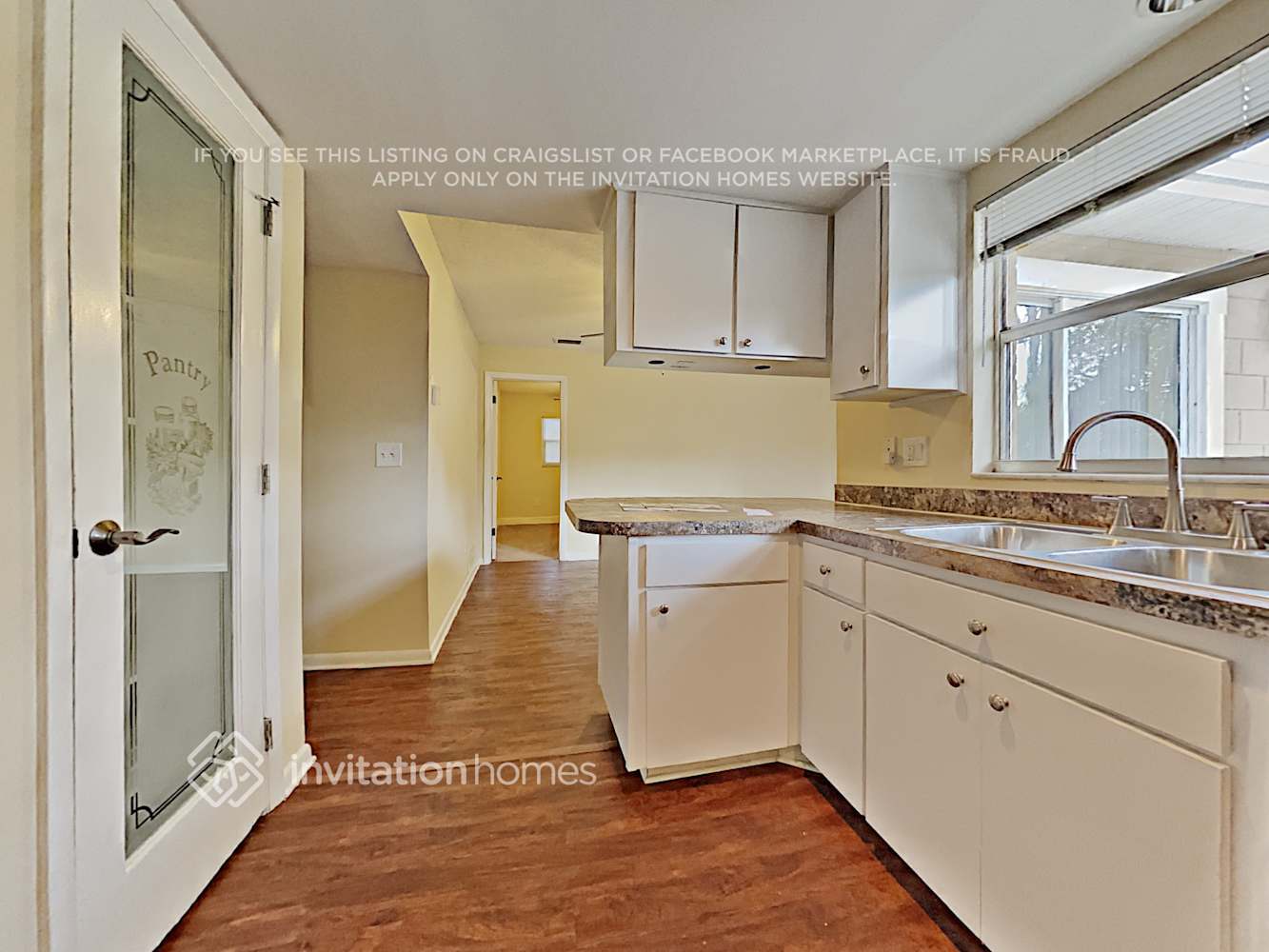 Building Photo - 7523 Dockside St