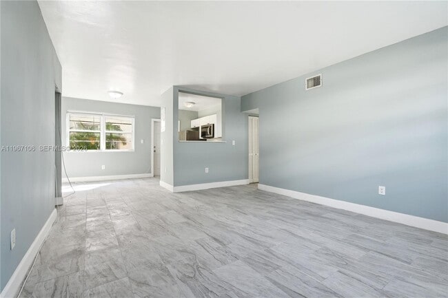 Building Photo - 7530 Dickens Ave