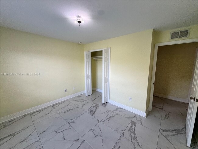 Building Photo - 4525 26th St SW