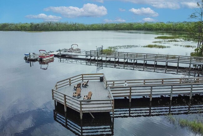 Building Photo - 7508 Wing Span Wy