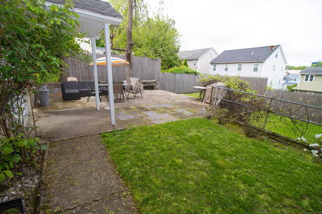 Building Photo - 65 Myano Ln