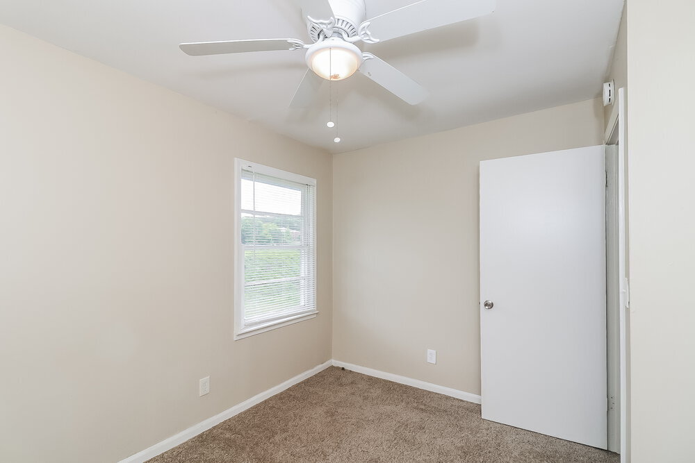 Building Photo - 3301 Howell Cir