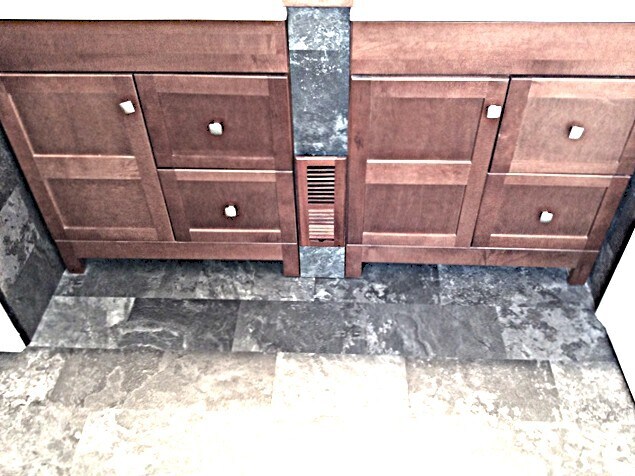 Building Photo - 8001 Lakeshore Dr