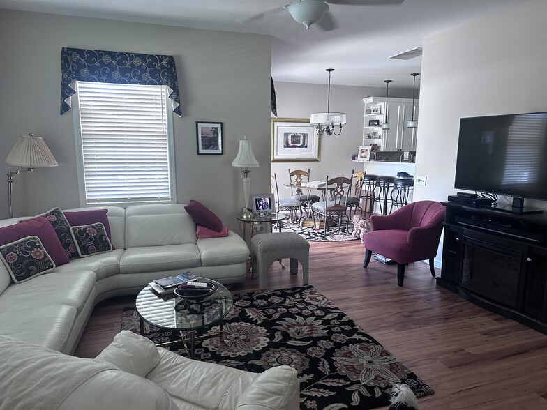 Living Area - 12981 Farm Hill Dr