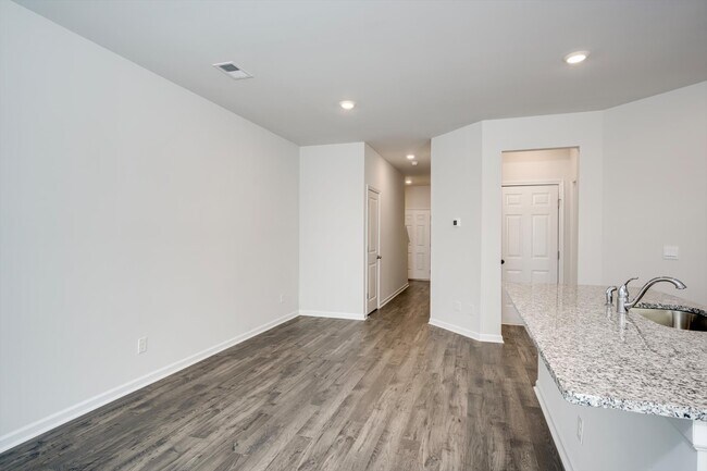 Building Photo - 3504 Firestone Dr