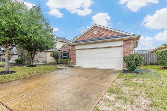 Building Photo - 16911 Savannah Park Dr