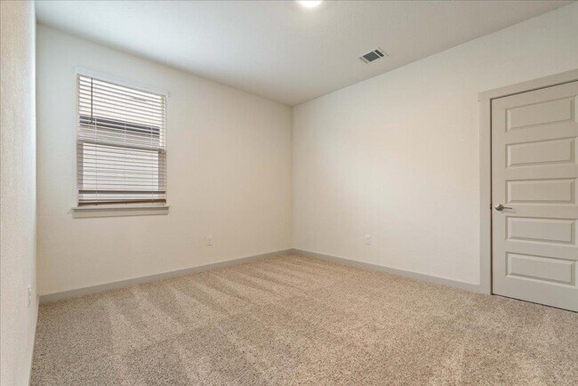 Building Photo - 7410 Sagira Path