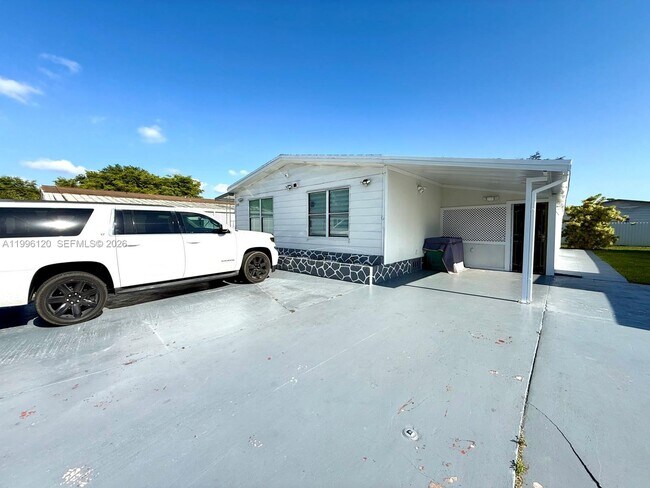 Building Photo - 5371 NW 200th Terrace