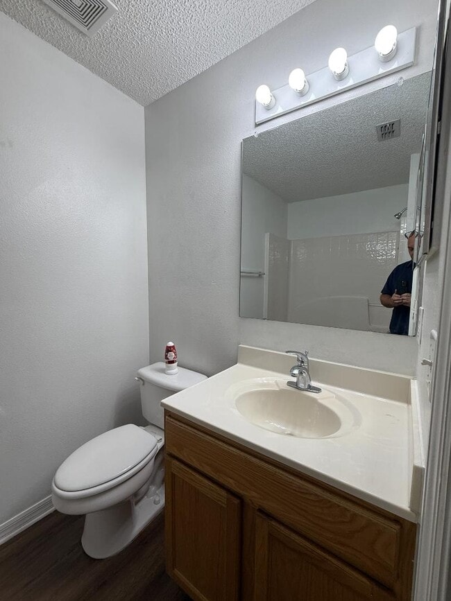 Building Photo - 2156 Deltona Blvd