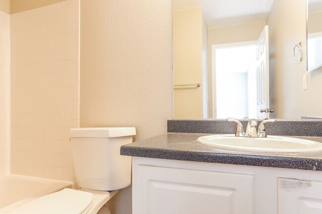 Building Photo - 2 WEEKS FREE RENT PLUS  FREE iPad or 55” TV IF MOVED IN BY 5/31 OR DOGGIE DOOR INSTALLED IN THE H...