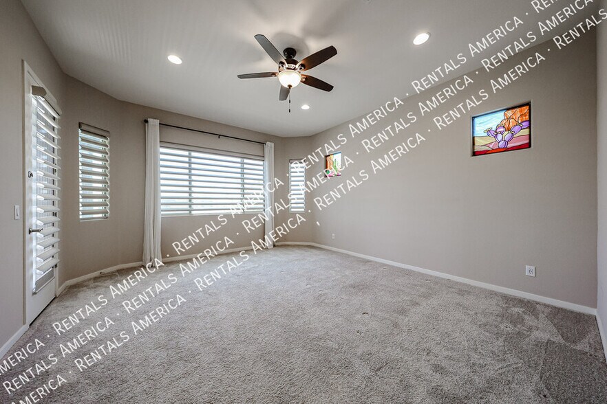 Building Photo - 42085 W Morning Glory Way