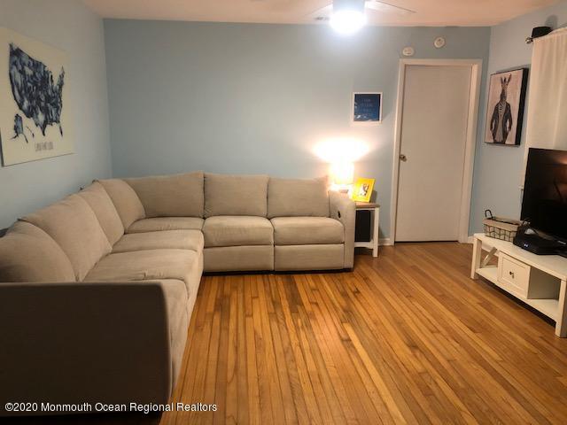 Building Photo - 247 Timberline Rd