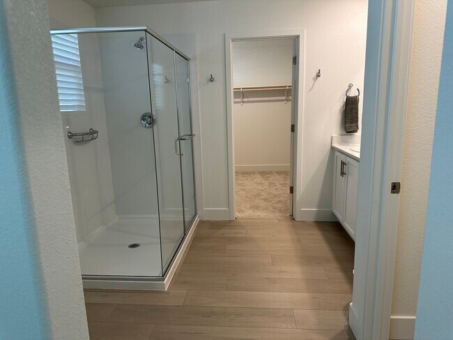 Building Photo - American Canyon