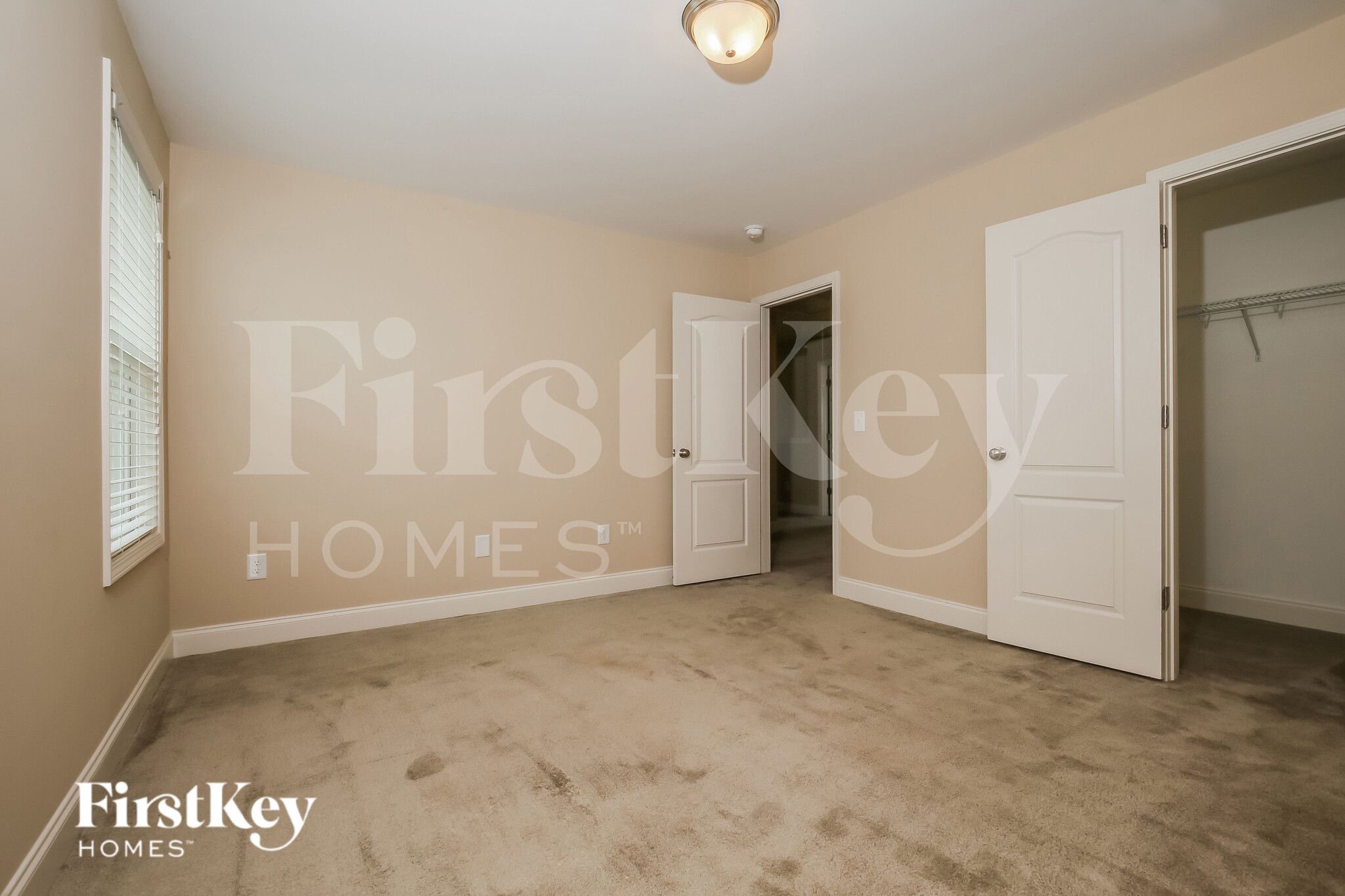 Building Photo - 732 Breeders Cup Dr