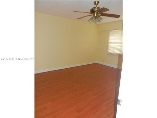 Building Photo - 1000 SW 125th Ave