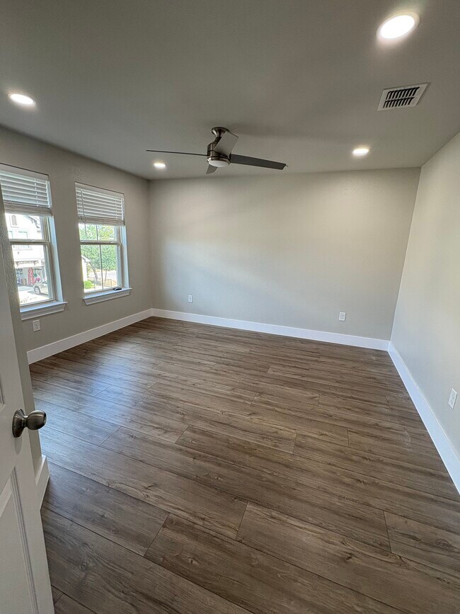 Building Photo - 12914 Leatherback Ln