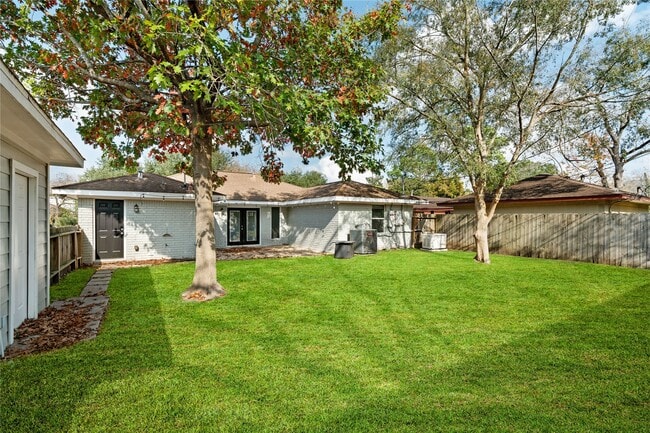 Building Photo - 5515 Warm Springs Rd