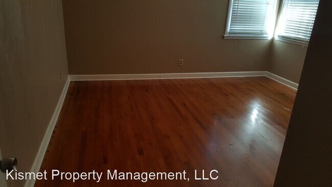 Building Photo - 3 br, 2 bath House - 400 Meadowcrest Circle