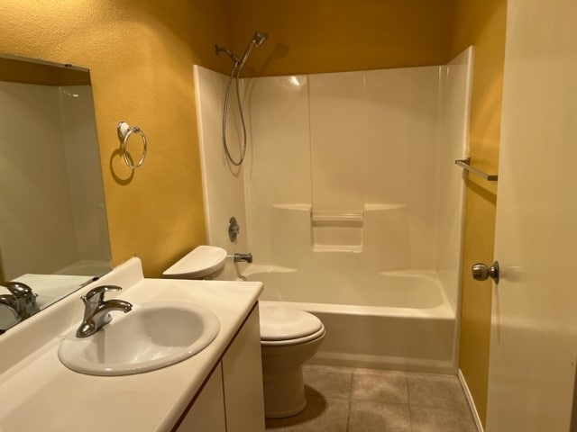 Building Photo - 2255 Highview Ln W