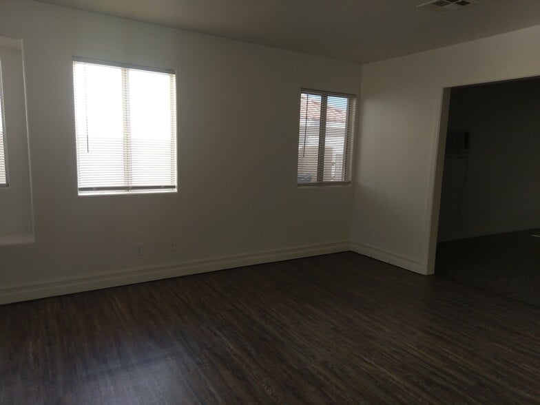 Building Photo - 2751 Purple Root Dr