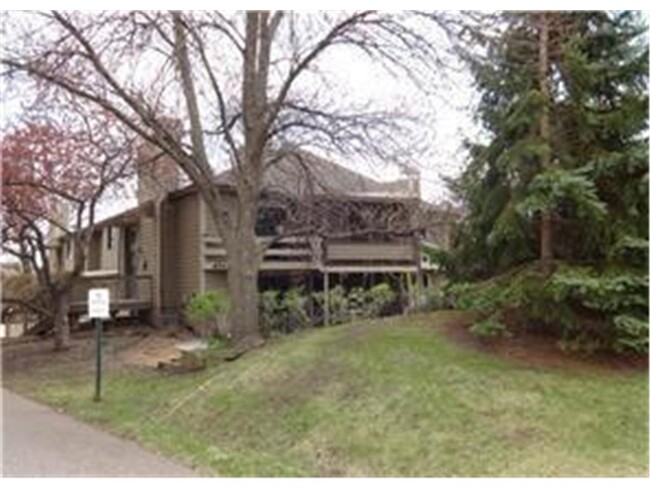 Building Photo - 4514 Quantico Ln N
