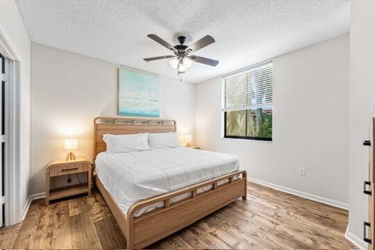 Building Photo - 720 S Sapodilla Ave