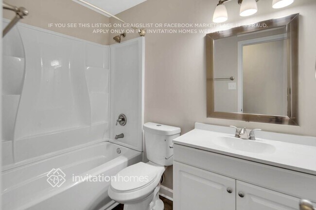 Building Photo - 7112 David Ave