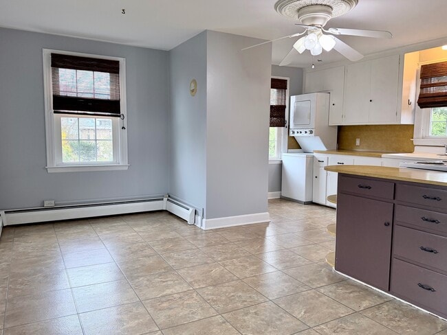 Building Photo - 29 Freestone Ave