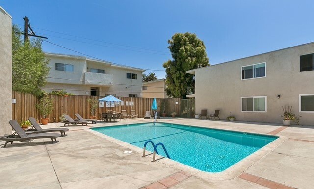 Patio opens to pool - 3640 Cardiff Ave