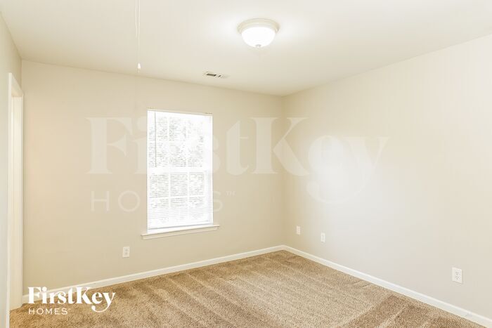 Building Photo - 6101 Elderbush Dr