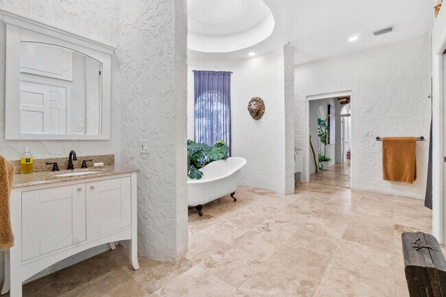 Building Photo - 3399 70th Ln N