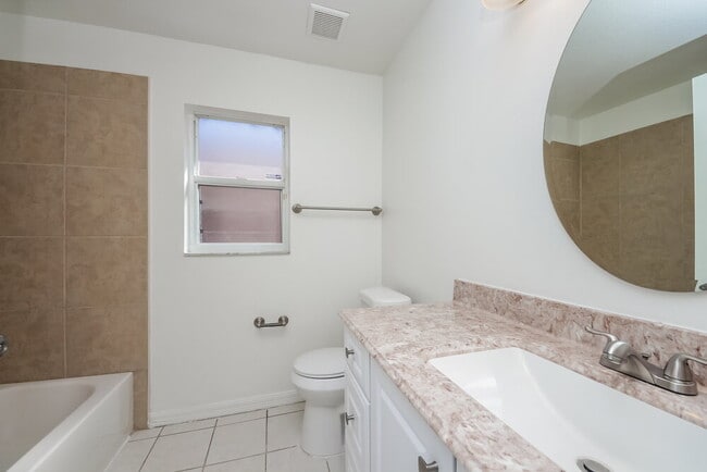 Building Photo - 2631 Alamosa Pl