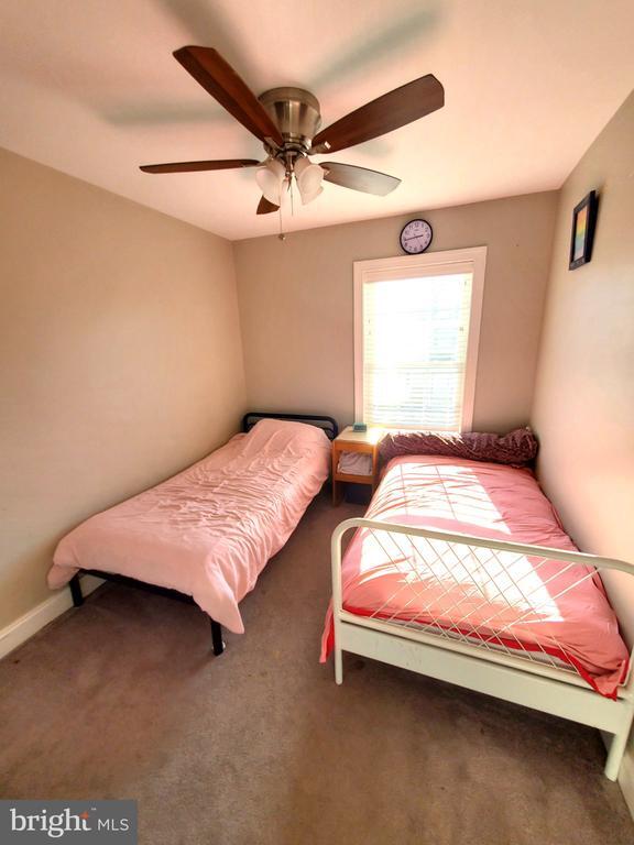 Building Photo - 3709 Fords Ln