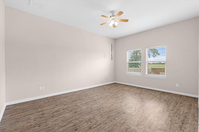 Building Photo - 710 Woodcrest Dr